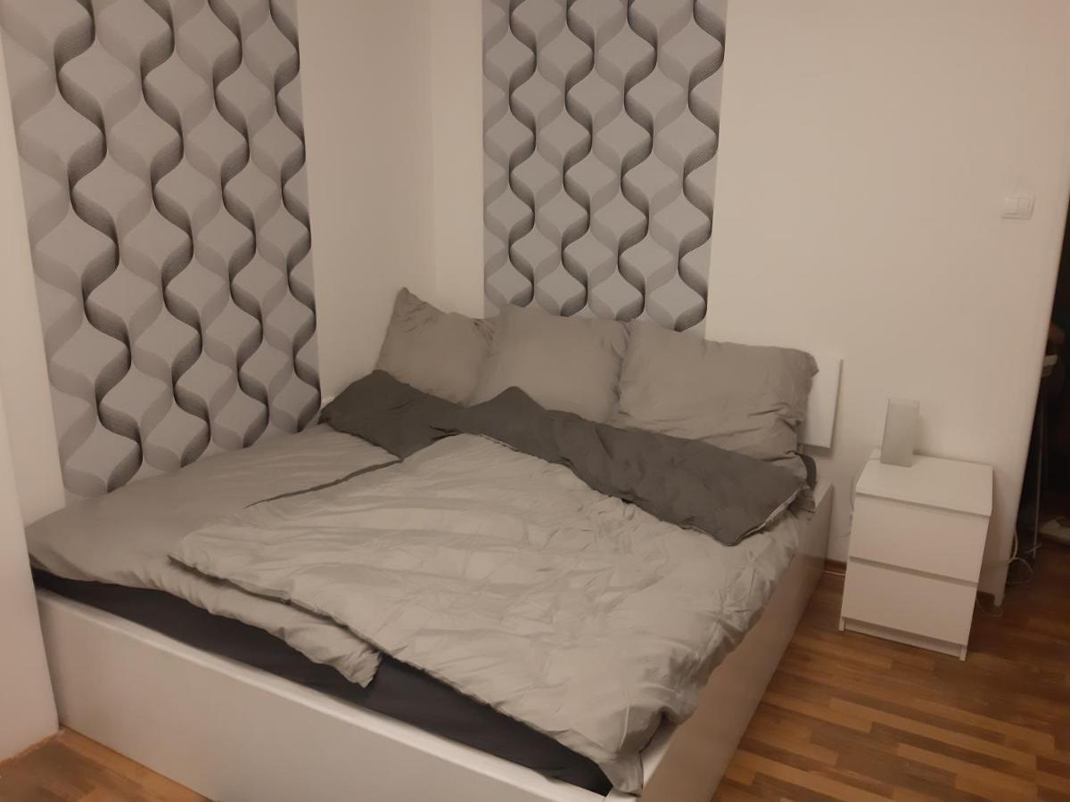 Prague Apartment In Most Near Golf Club, Aqua-Hipo-Autodrom In Most Dış mekan fotoğraf